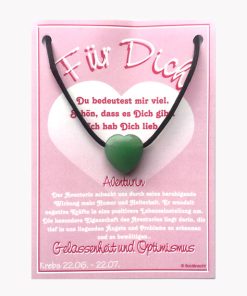 Aventurin Herz Anhänger gebohrt auf großer Karte für Sternzeichen Krebs