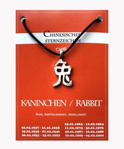 Chinesische Sternzeichen Anhänger aus Zinn Hase auf großer Karte