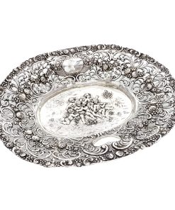 Riesige Durchbruchschale aus Silber – Hanau