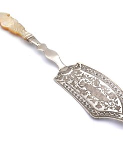 Biedermeier Silber Fischheber mit Perlmuttgriff, um 1820