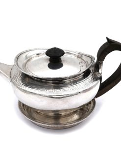 George III Silber Teekanne on Stand in Sterlingsilber John Emes London 1803